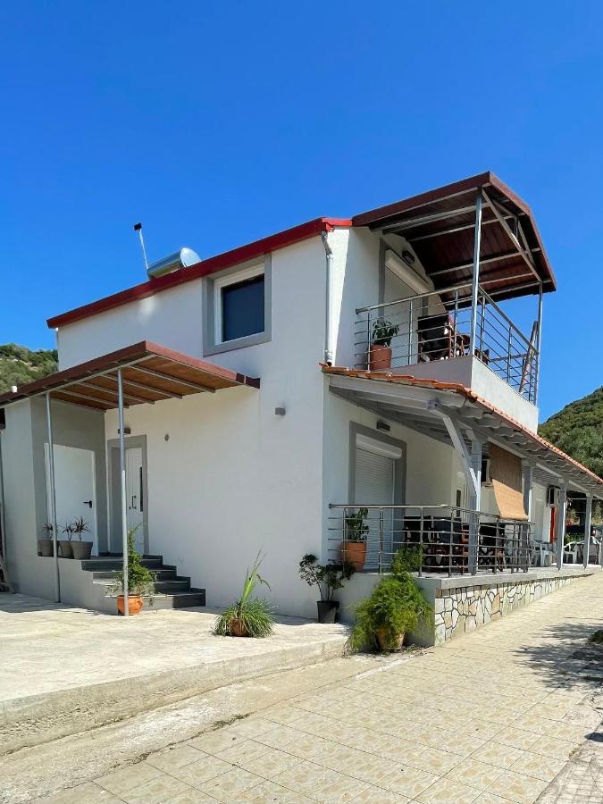 Emiliapartments Skala Sikias Екстер'єр фото